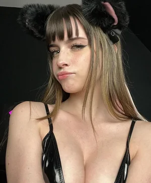Lee